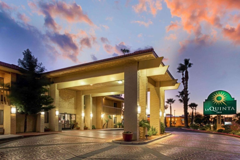 La Quinta Inn & Suites by Wyndham Tucson East Image 24